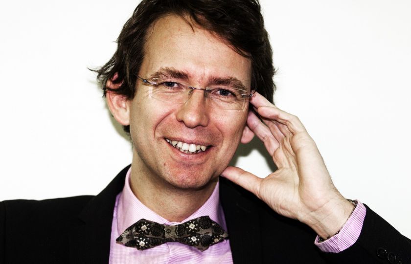 Ani dlouhý seznam kulturních akcí a aktivit, o které se velvyslanec ve Francii Petr Drulák (na snímku) zasloužil, nezabránil předčasnému ukončení jeho mise v lednu 2020. Foto: Dan Materna / MAFRA / Profimedia