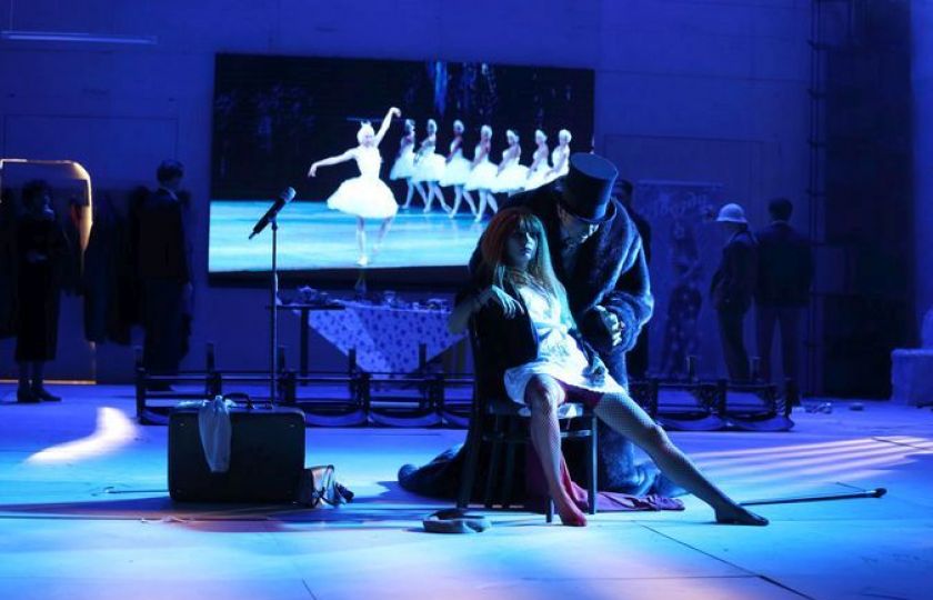 Představení Bez věna ruského režiséra Dmitrije Krymova. Foto: Festival DIVADLO 