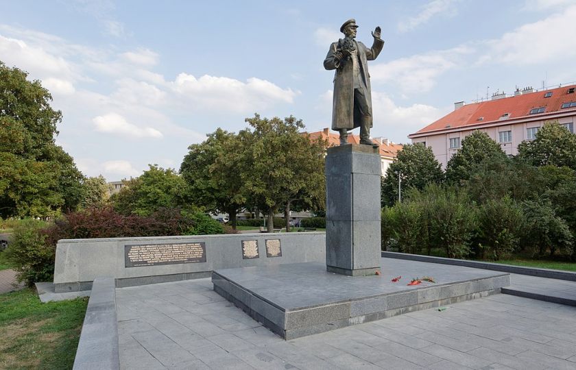 Pomník maršála Koněva v Praze. Foto: Gampe. CC BY-SA 4.0