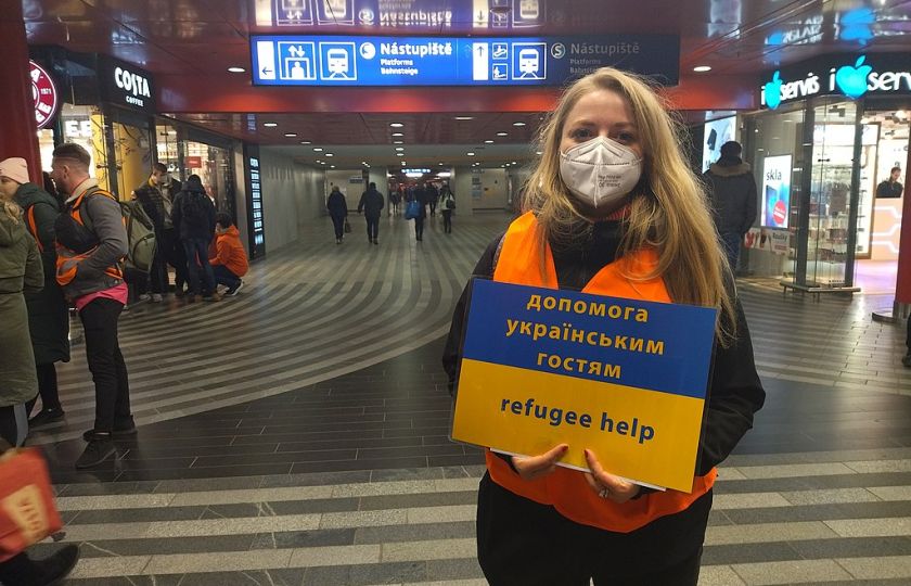 Pomoc uprchlíkům z Ukrajiny na Hlavním nádraží v Praze. Foto: Jan Beránek, CC BY-SA 3.0