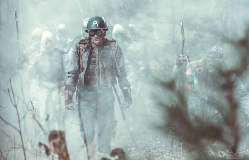 Český krátký film Mad Marx vypráví o světě po apokalypse, ve kterém vznikne legenda o spasiteli. Spasiteli, který je osvobodí pod symbolem srpu a kladiva. Foto:  Prague Short Film Festival.