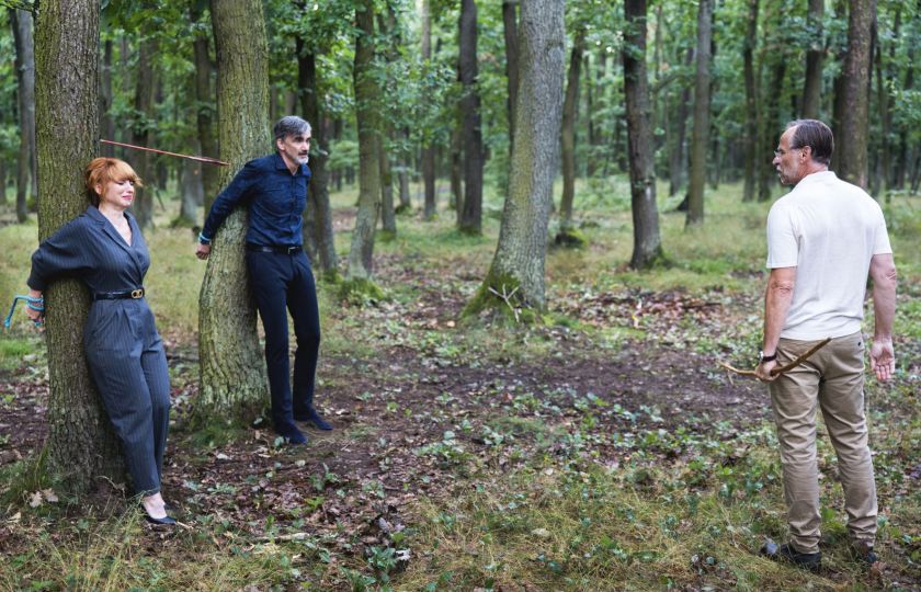 Vica Kerekes, Martin Myšička a Karel Roden ve filmu Indián. Foto: Bioscop