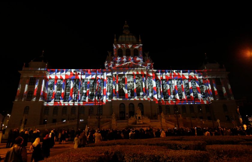 Videomaping na Národním muzeu, 17.listopadu 2019. Foto: Petr Horník / Právo / Profimedia