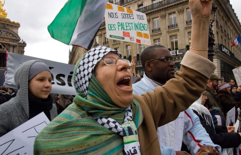 Protiizraelská demonstrace v Paříži v roce 2008. Foto: Profimedia.