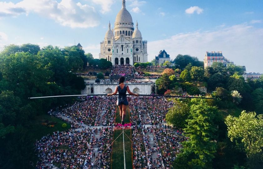 Provazochodkyně Tatiana-Mosio Bongonga má za sebou řadu veřejných vystoupení, například u Sacré-Cœur Foto: Rémy Legeay