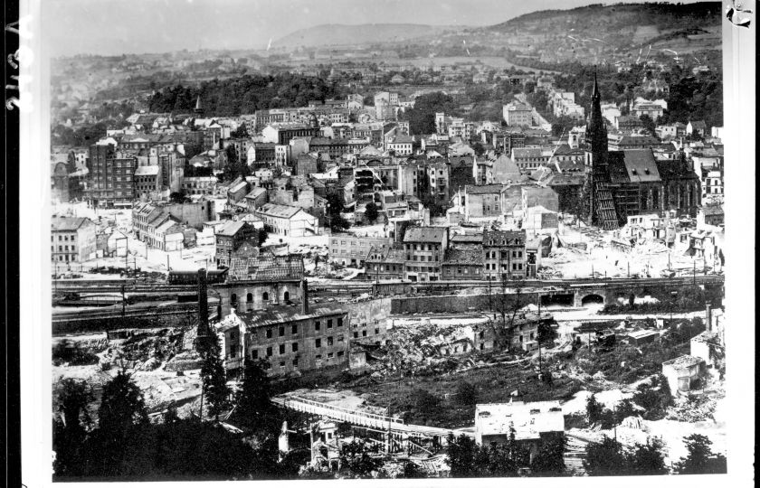 Rozbombardované centrum Ústí nad Labem. Foto:  Muzeum města Ústí nad Labem.